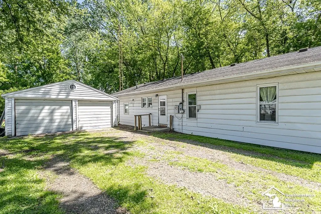 13838 Bayside Drive Monroe Charter Township MI 48161