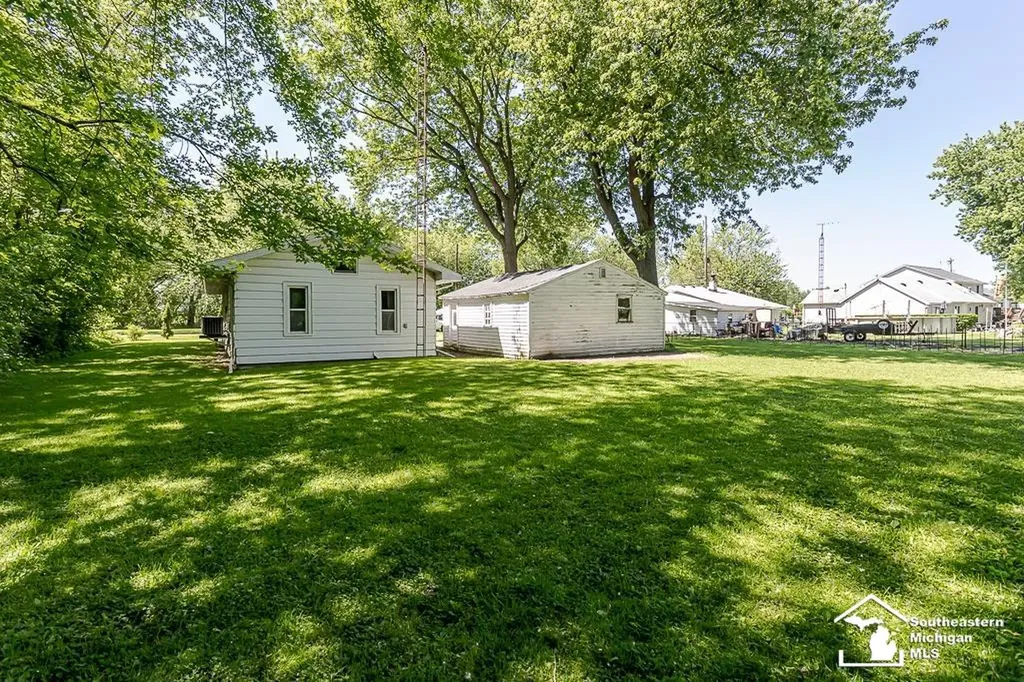 13838 Bayside Drive Monroe Charter Township MI 48161