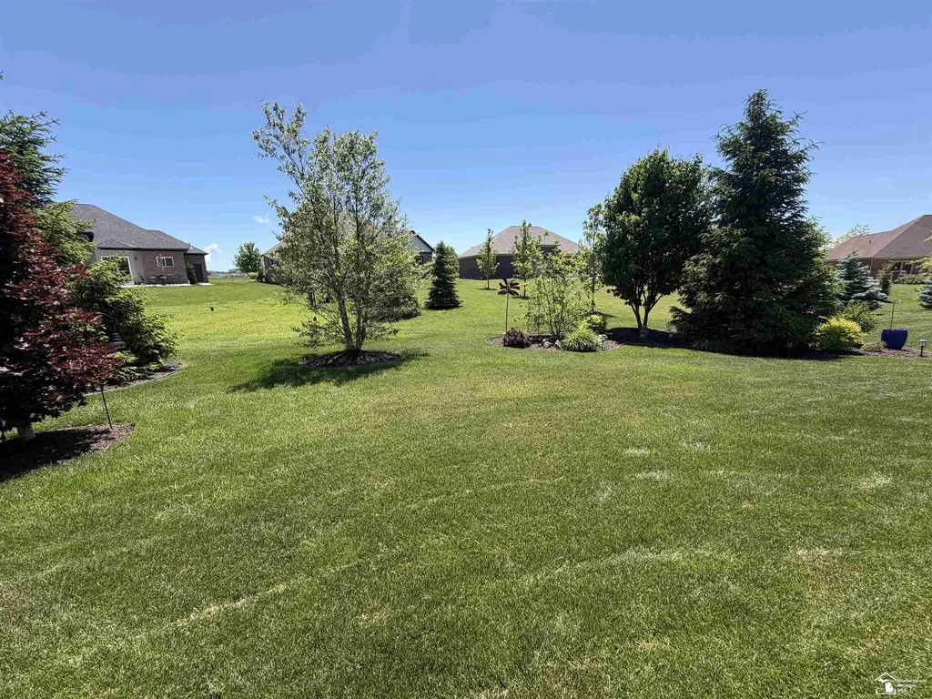 8424 Eagle Pointe Drive Unknown City MI 48166