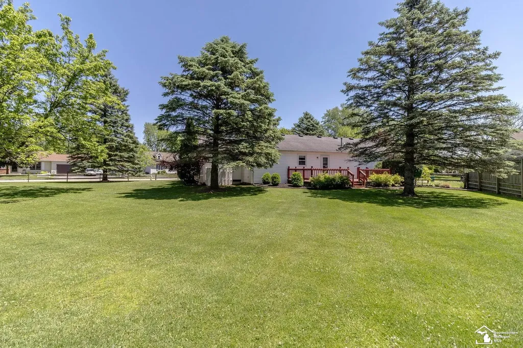 1955 Brookton Drive Bedford Township MI 48182