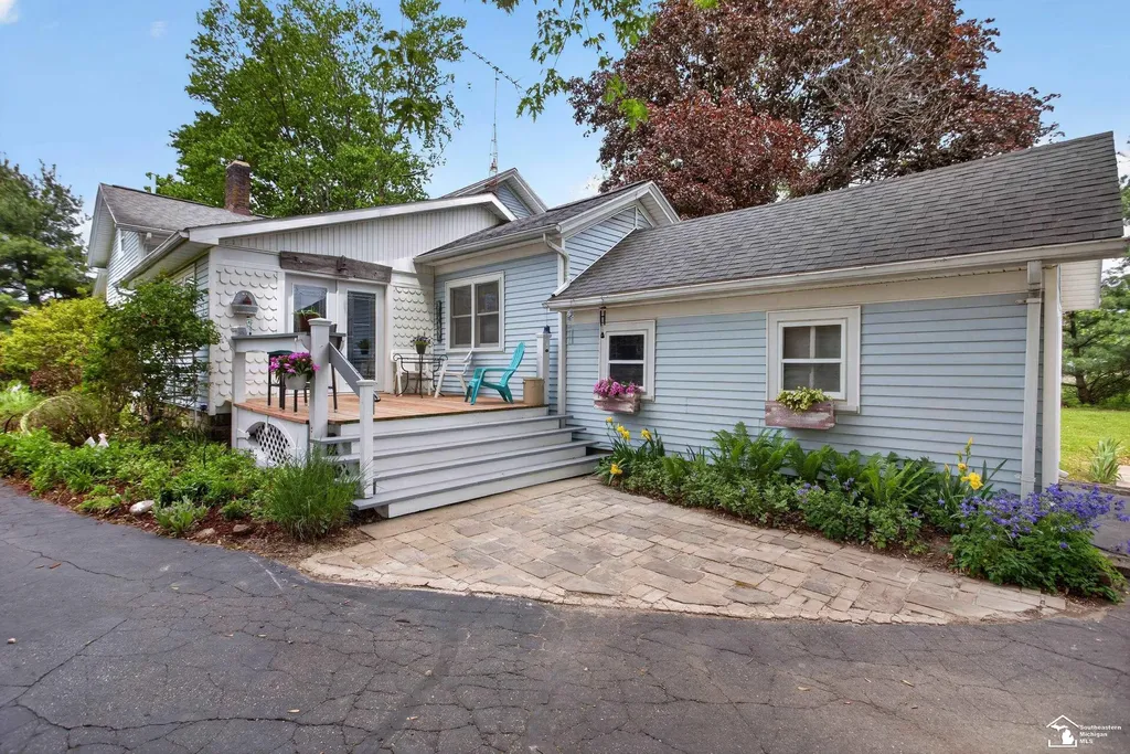 4691 Jackson Road Leslie Township MI 49251