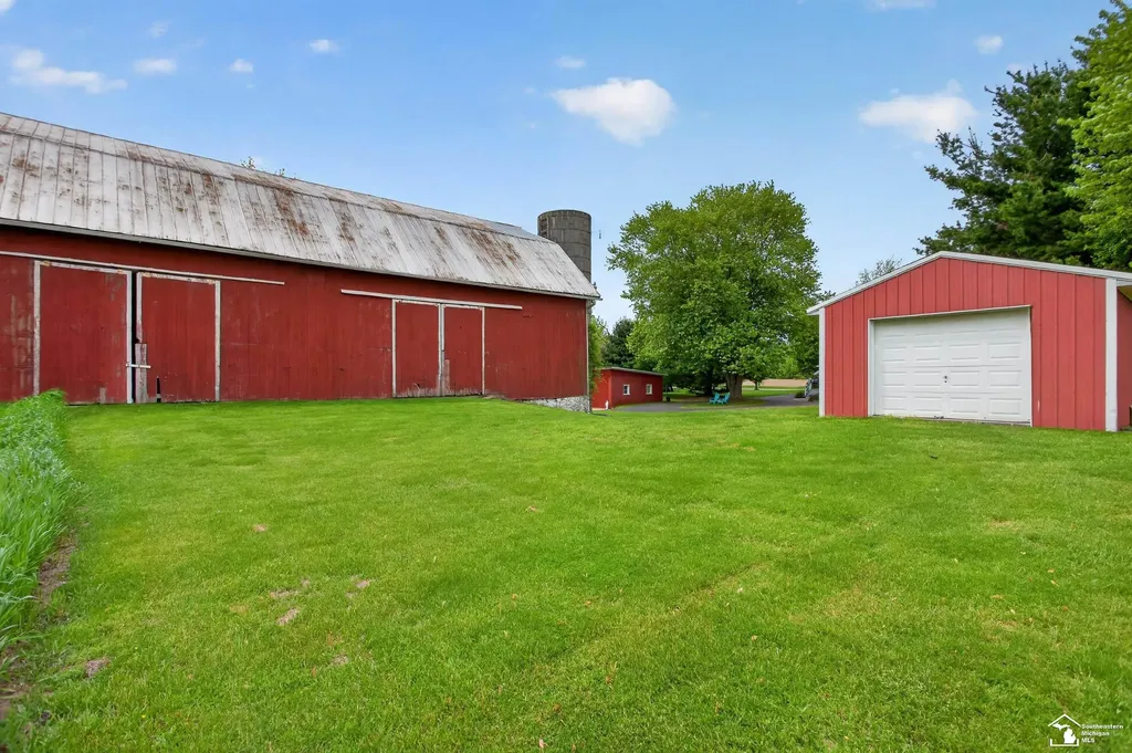 4691 Jackson Road Leslie Township MI 49251