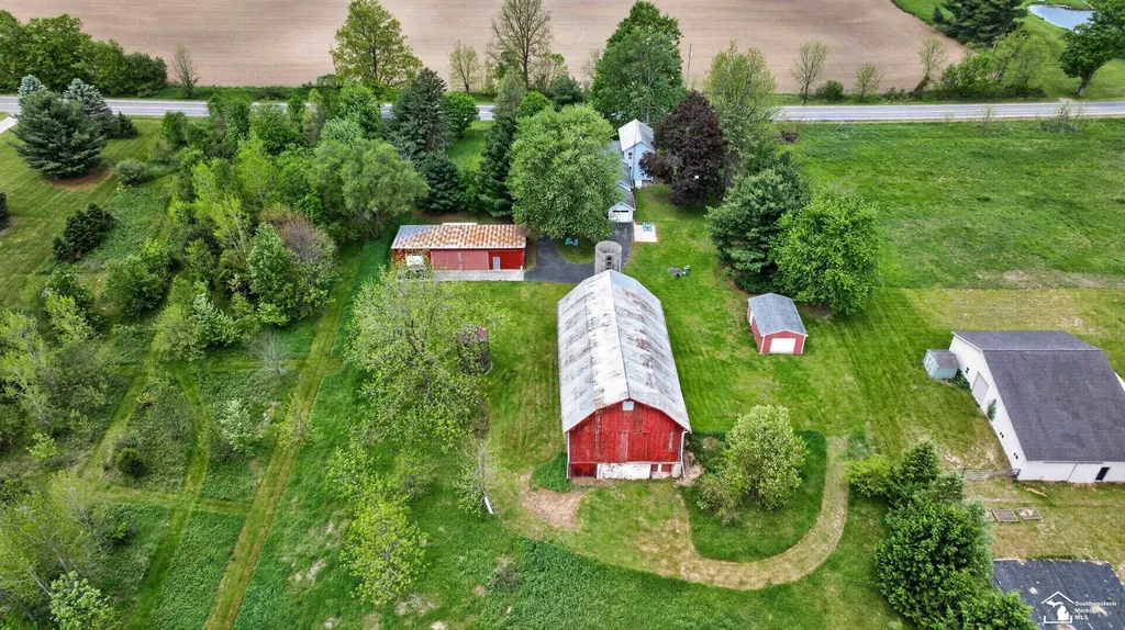 4691 Jackson Road Leslie Township MI 49251