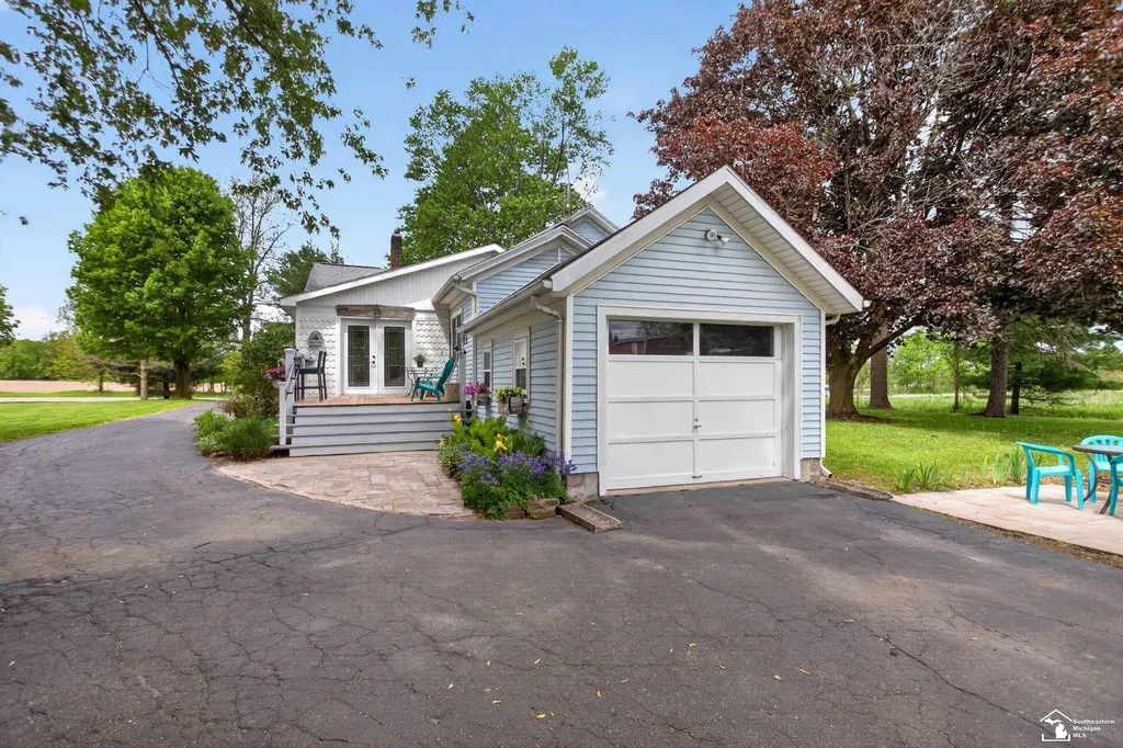 4691 Jackson Road Leslie Township MI 49251