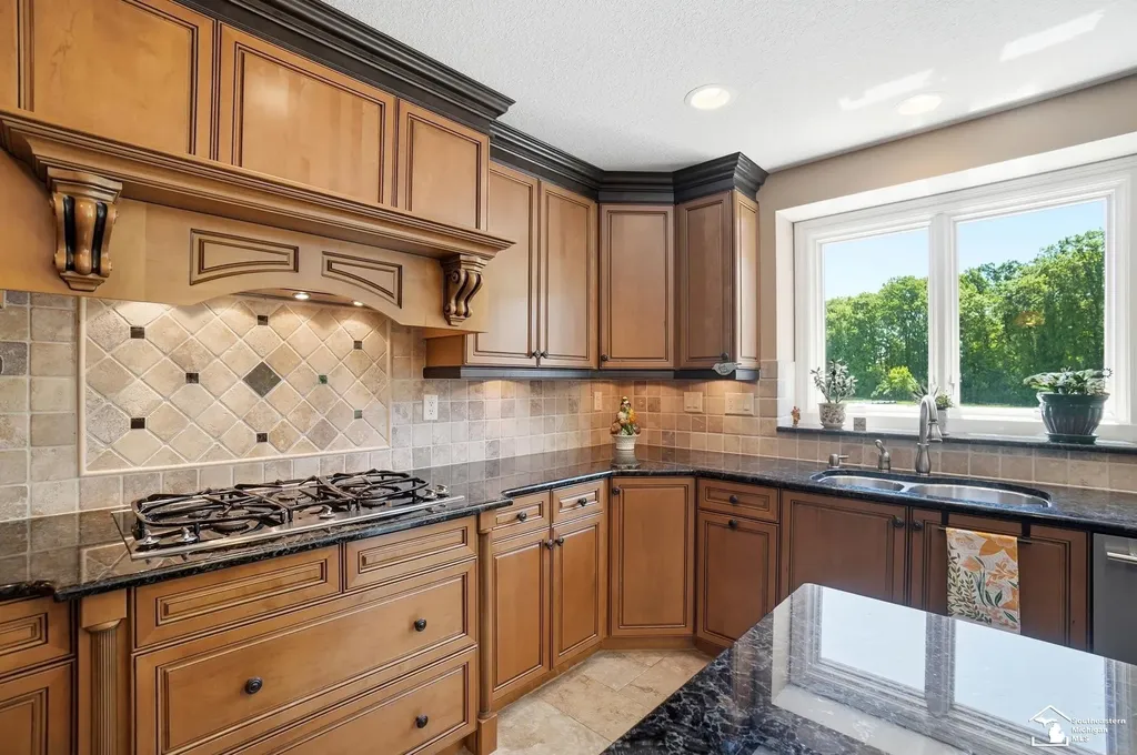 1042 Saint James Park Avenue Monroe Charter Township MI 48161