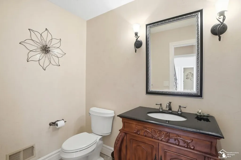 1042 Saint James Park Avenue Monroe Charter Township MI 48161