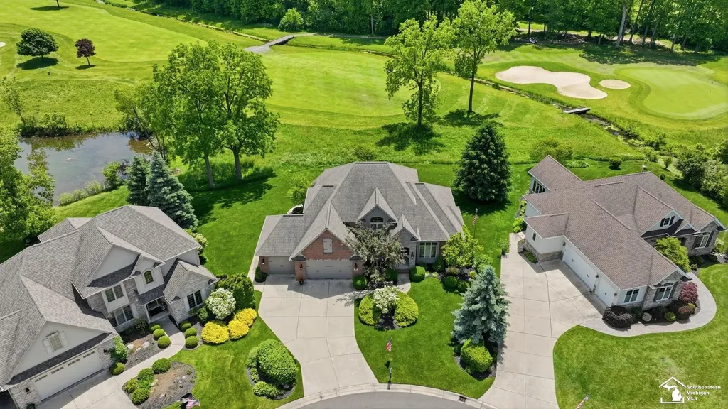 1042 Saint James Park Avenue Monroe Charter Township MI 48161