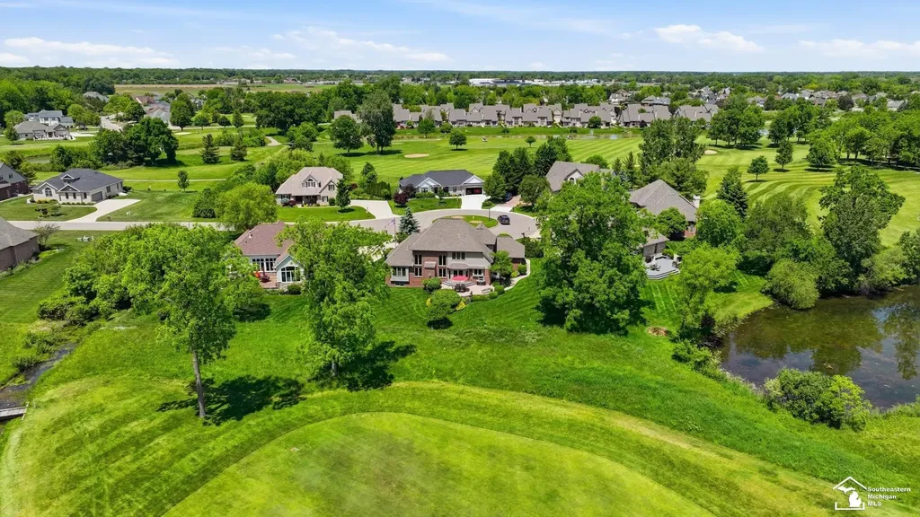 1042 Saint James Park Avenue Monroe Charter Township MI 48161