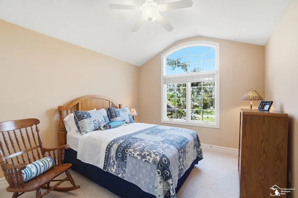 1042 Saint James Park Avenue Monroe Charter Township MI 48161