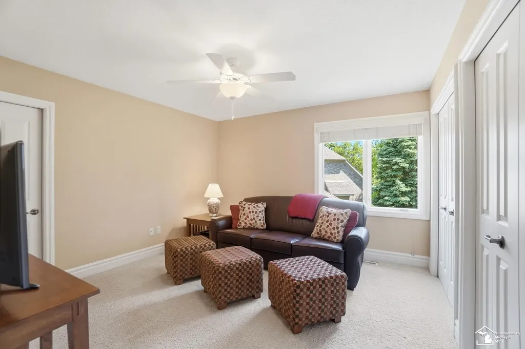 1042 Saint James Park Avenue Monroe Charter Township MI 48161