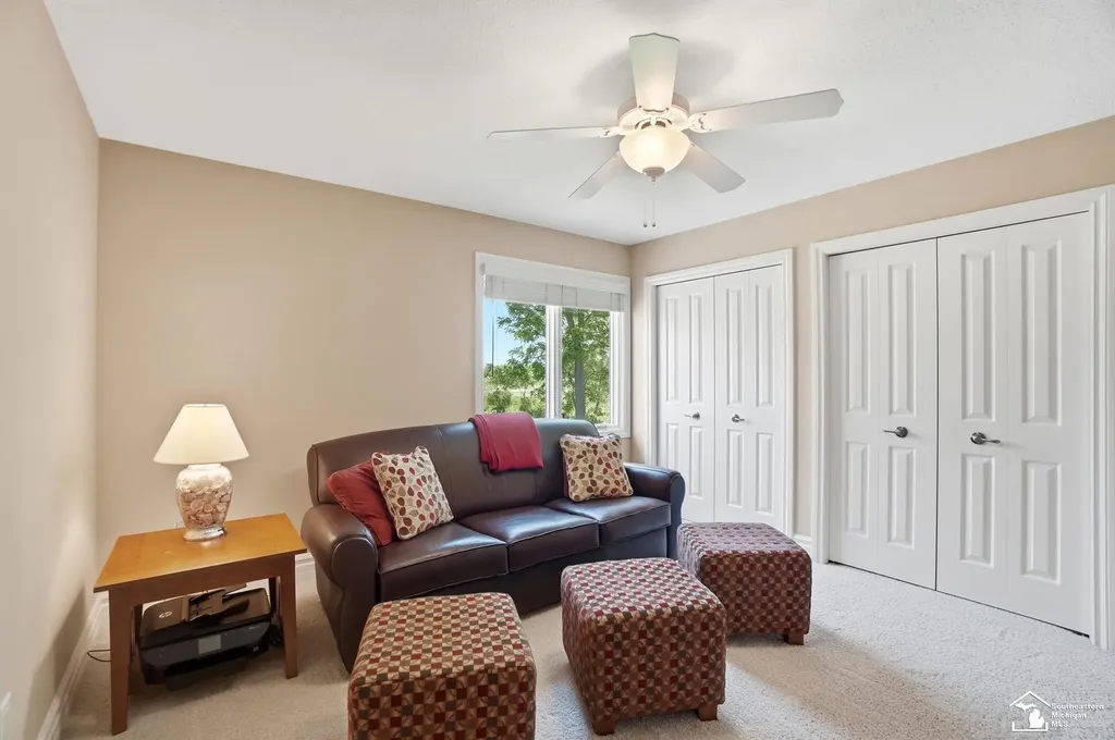 1042 Saint James Park Avenue Monroe Charter Township MI 48161