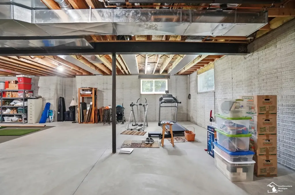 1042 Saint James Park Avenue Monroe Charter Township MI 48161