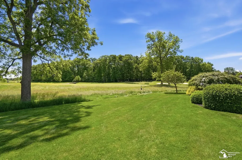 1042 Saint James Park Avenue Monroe Charter Township MI 48161