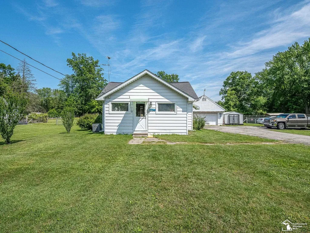 1736 Meadow Drive Frenchtown Township MI 48162