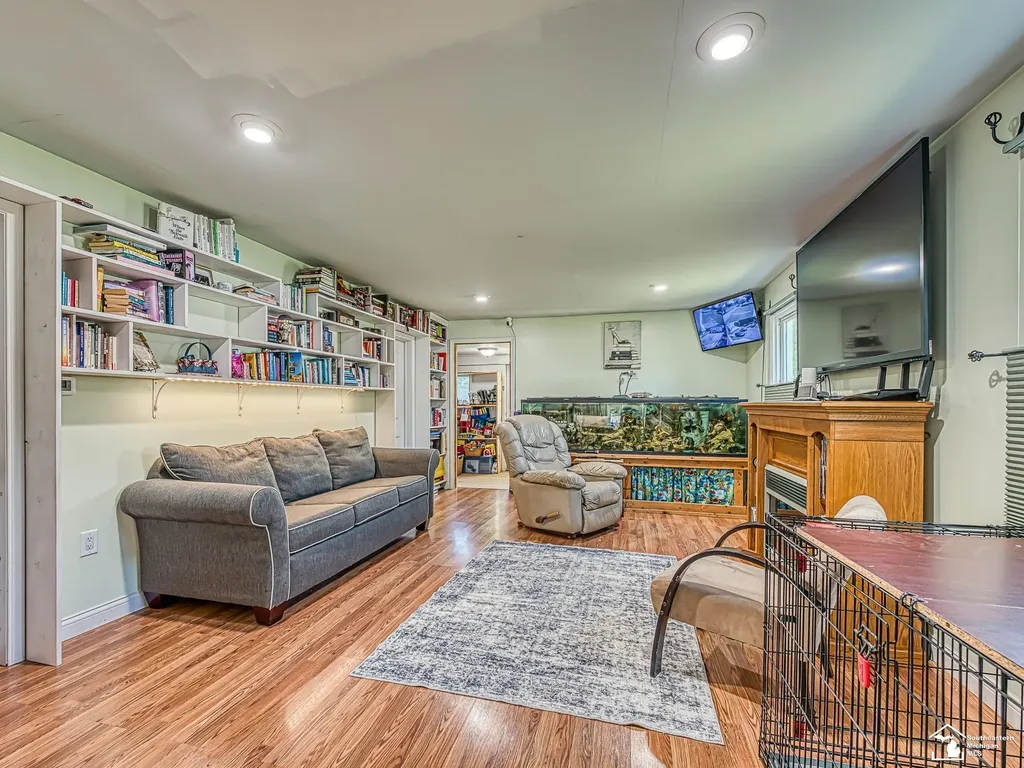 1736 Meadow Drive Frenchtown Township MI 48162