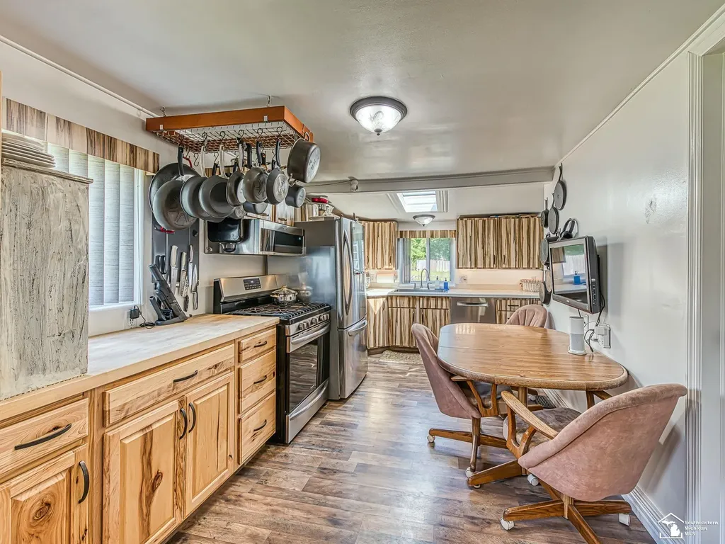 1736 Meadow Drive Frenchtown Township MI 48162