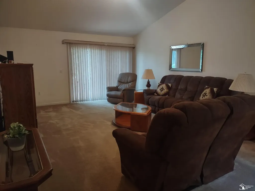 19040 Otto Court Huron Charter Township MI 48164
