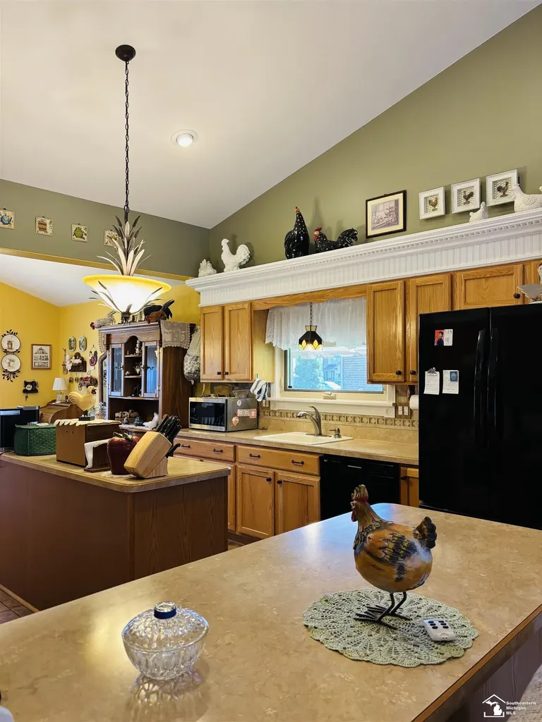 17029 Pintail Drive Brownstown Charter Township MI 48173