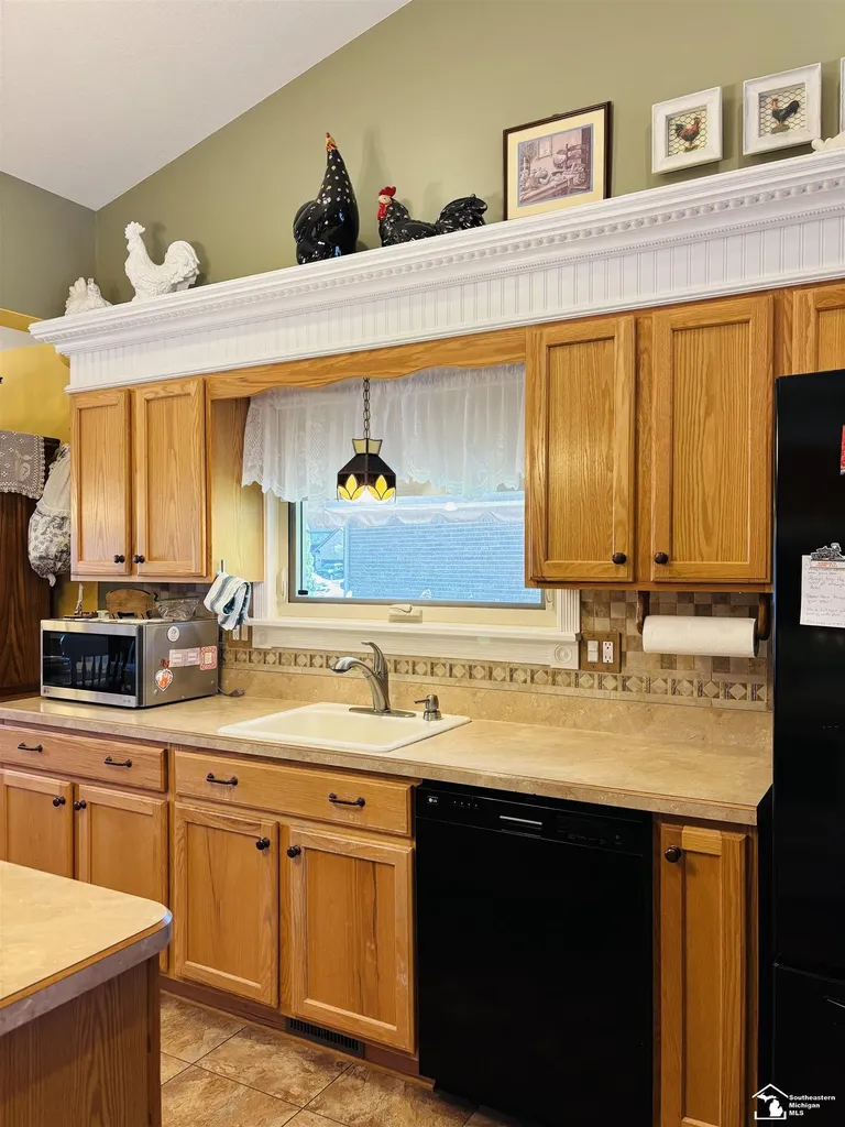 17029 Pintail Drive Brownstown Charter Township MI 48173