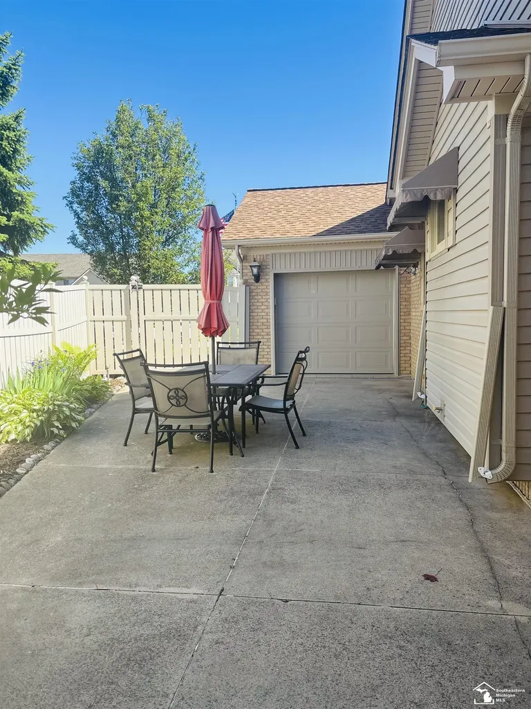 17029 Pintail Drive Brownstown Charter Township MI 48173
