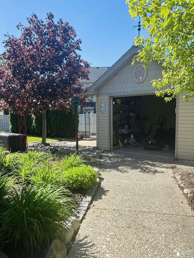 17029 Pintail Drive Brownstown Charter Township MI 48173