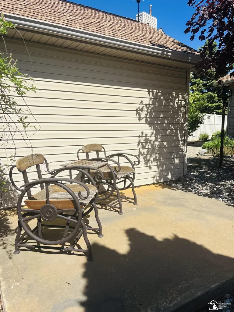 17029 Pintail Drive Brownstown Charter Township MI 48173