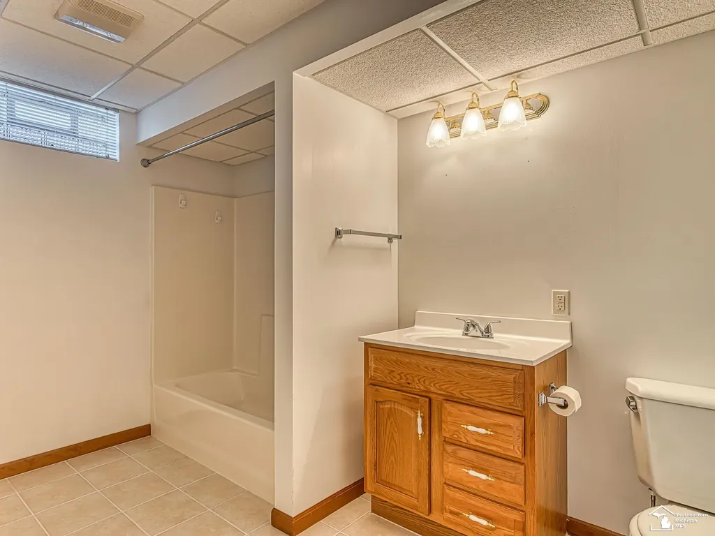 14320 Jonathon Road Monroe Charter Township MI 48161