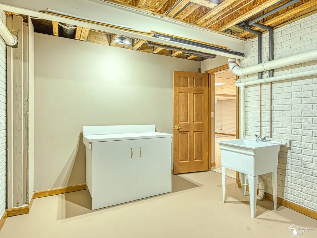 14320 Jonathon Road Monroe Charter Township MI 48161