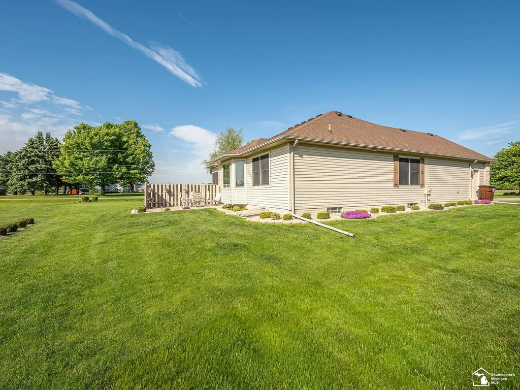 14320 Jonathon Road Monroe Charter Township MI 48161