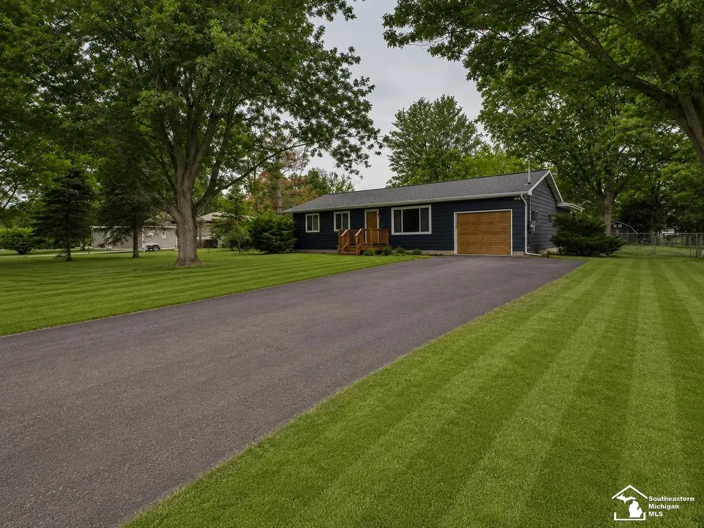 5250 Osburn Drive Raisin Township MI 49286