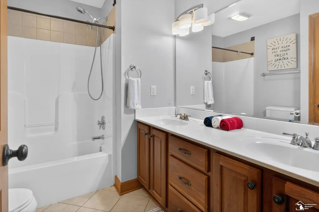 3350 Quail Hollow Drive Bedford Township MI 48144