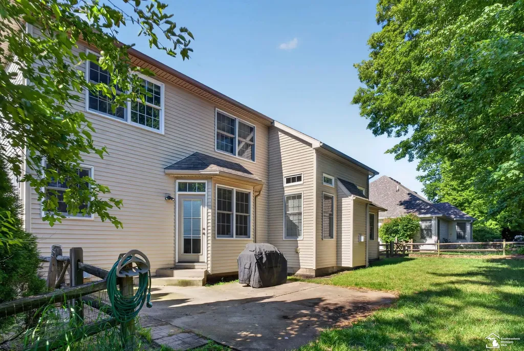 3350 Quail Hollow Drive Bedford Township MI 48144