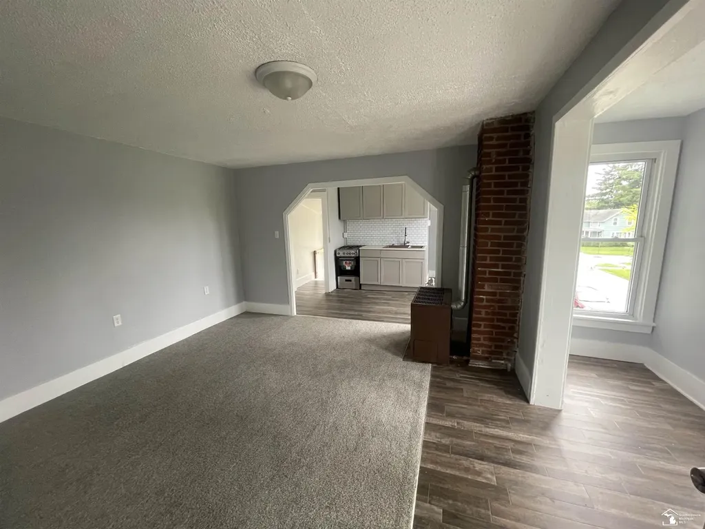 68 Navarre Street Monroe City MI 48161
