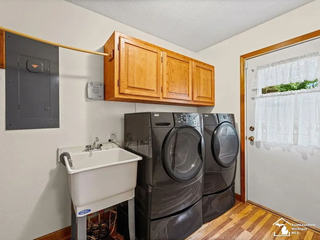 7058 Wildwood Drive Bedford Township MI 48182