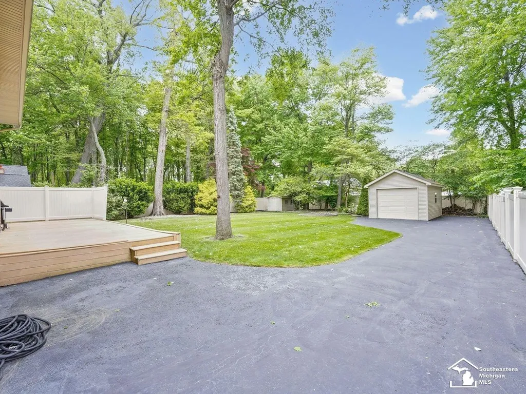 7058 Wildwood Drive Bedford Township MI 48182