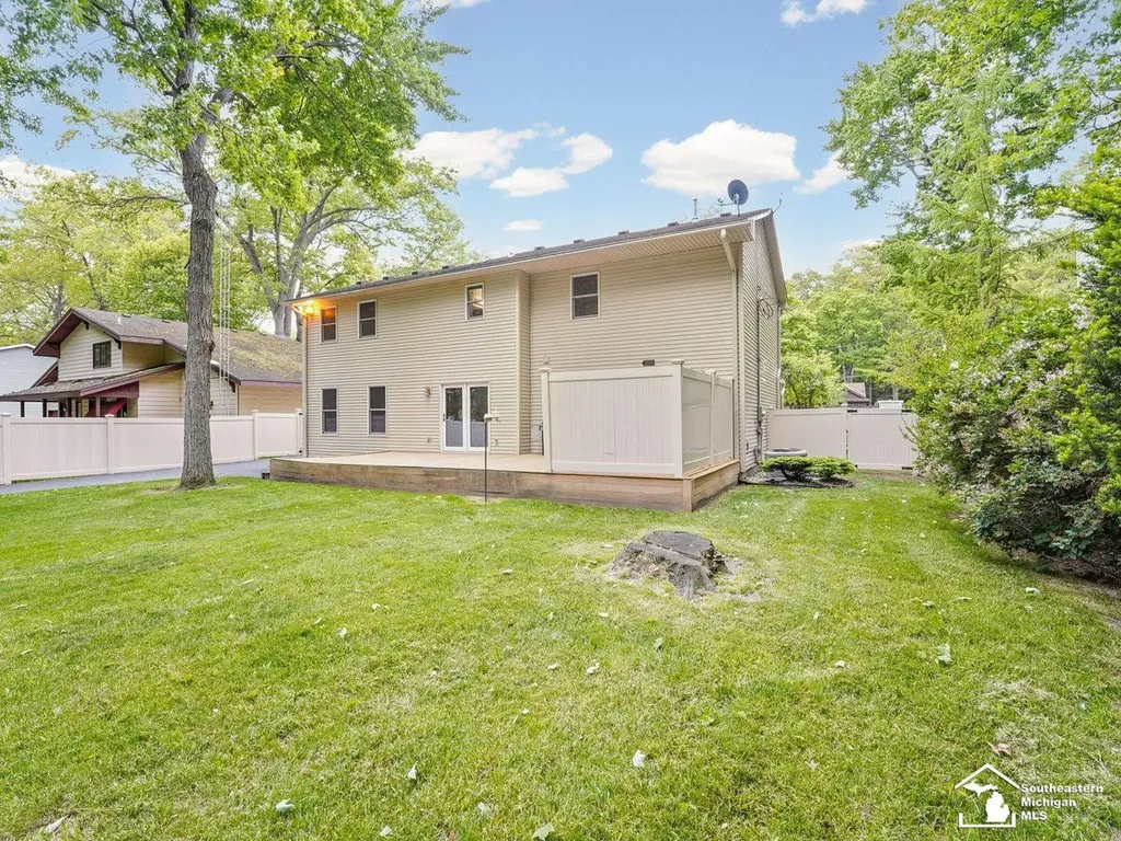 7058 Wildwood Drive Bedford Township MI 48182
