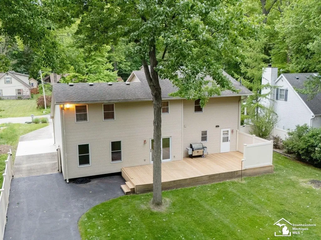 7058 Wildwood Drive Bedford Township MI 48182