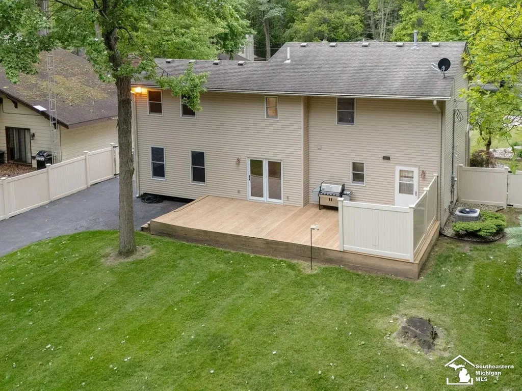 7058 Wildwood Drive Bedford Township MI 48182