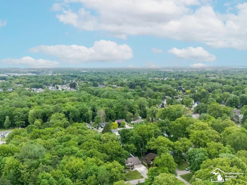 7058 Wildwood Drive Bedford Township MI 48182
