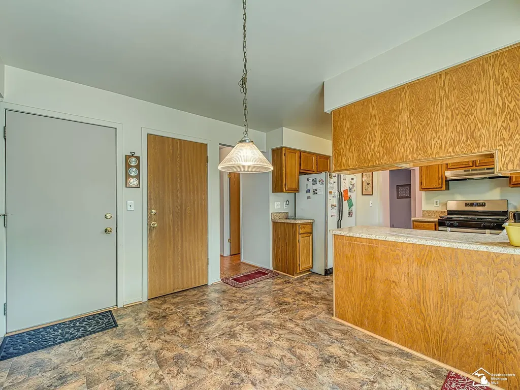 22262 Sherwood Lane Brownstown Charter Township MI 48134
