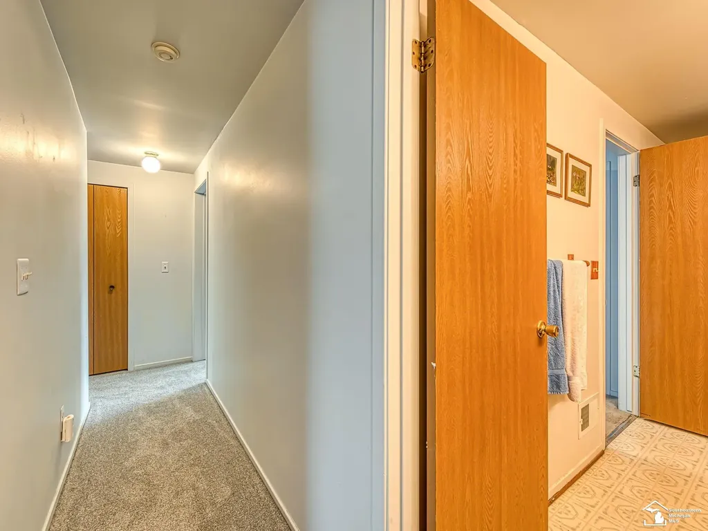 22262 Sherwood Lane Brownstown Charter Township MI 48134