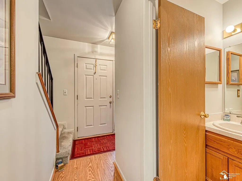 22262 Sherwood Lane Brownstown Charter Township MI 48134