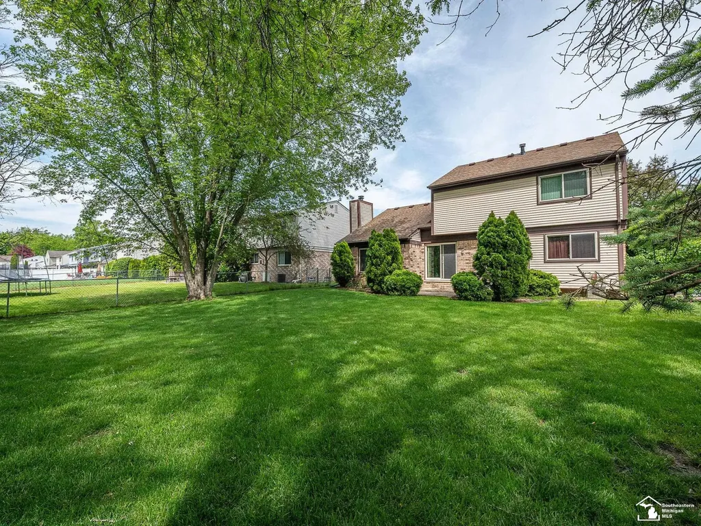 22262 Sherwood Lane Brownstown Charter Township MI 48134