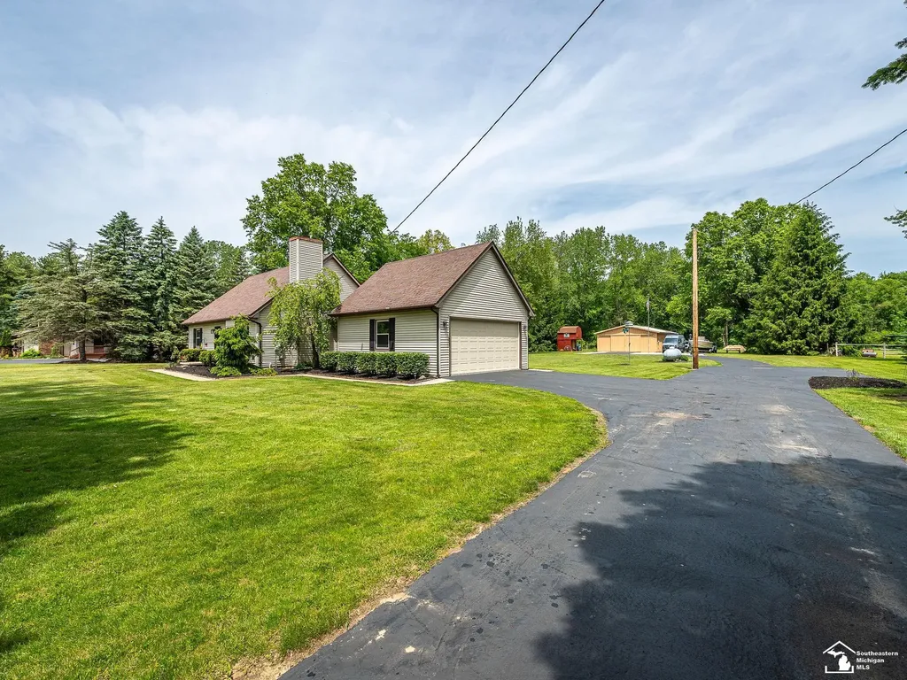 14060 Todd Road Ida Township MI 49270