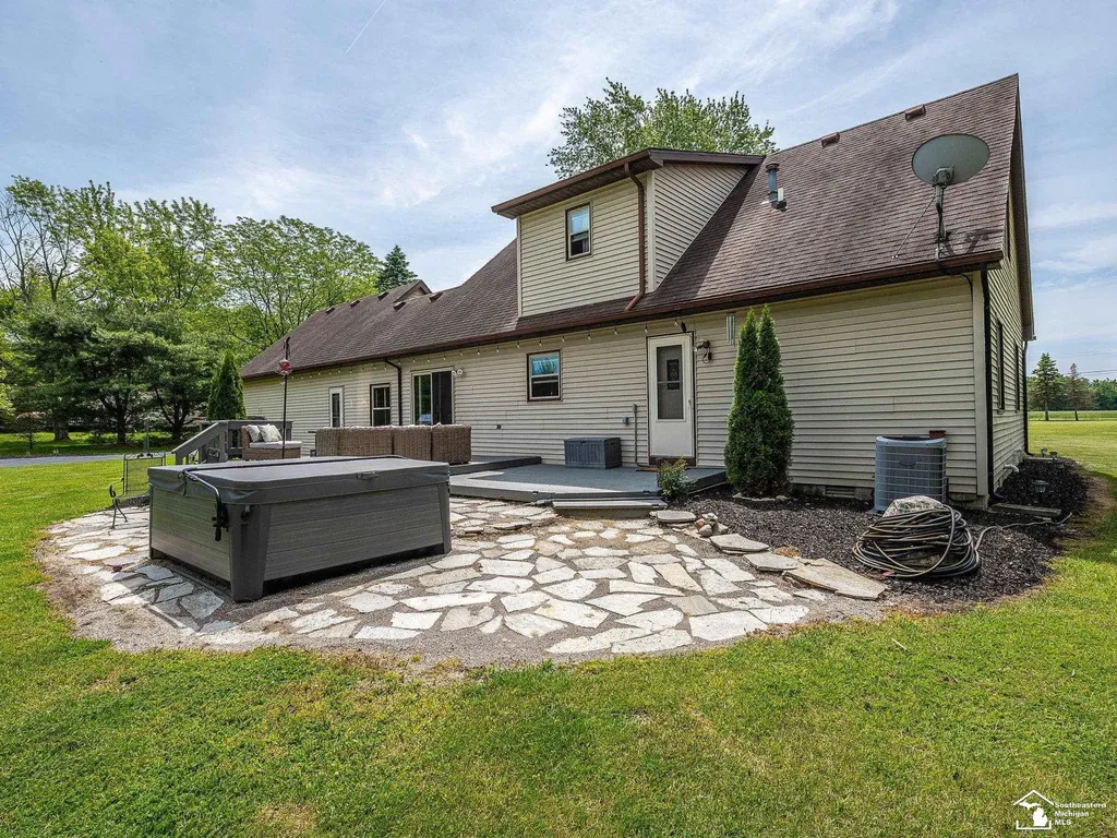 14060 Todd Road Ida Township MI 49270