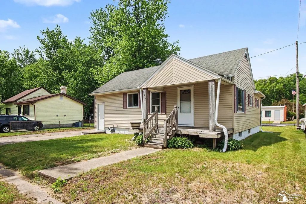 10909 Maple Street Unknown City MI 48182