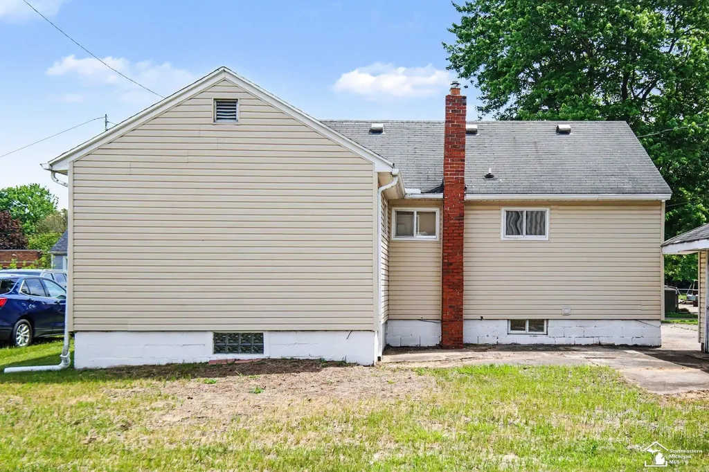 10909 Maple Street Unknown City MI 48182