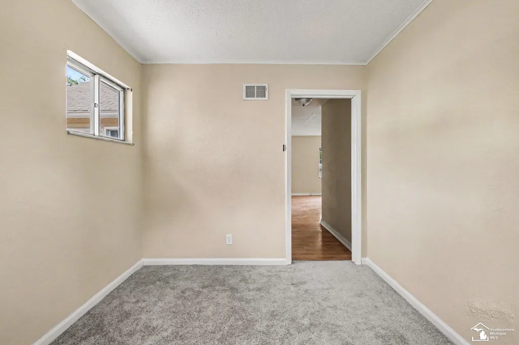 10909 Maple Street Unknown City MI 48182