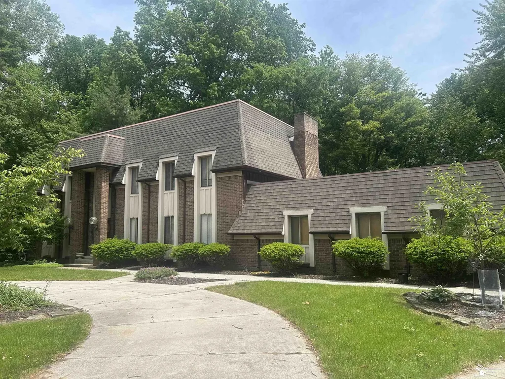 1372 Laurelhurst Drive Bedford Township MI 48182