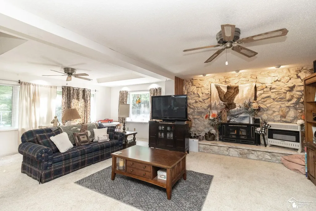 1372 Laurelhurst Drive Bedford Township MI 48182